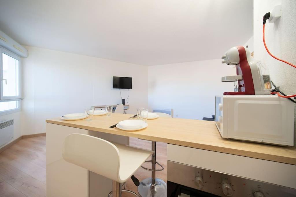 Fully Equipped Apartment 2 To 4 People St Charles マルセイユ エクステリア 写真